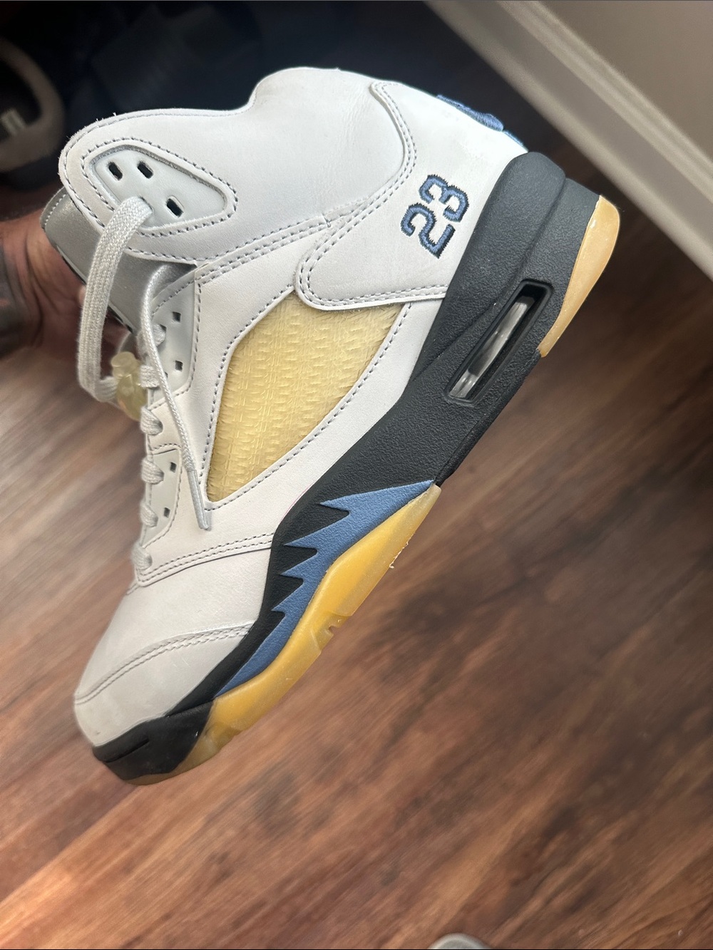 Jordan 5 x A Ma Maniere  Dawn Basketball Sneakers